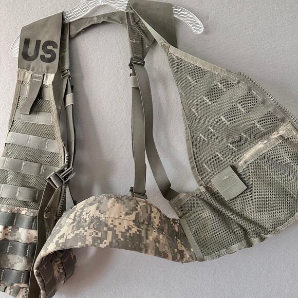 US Tactical Camouflage Molle II Vest Modular Lightweight Load-carrying Equipment - Picture 9 of 9